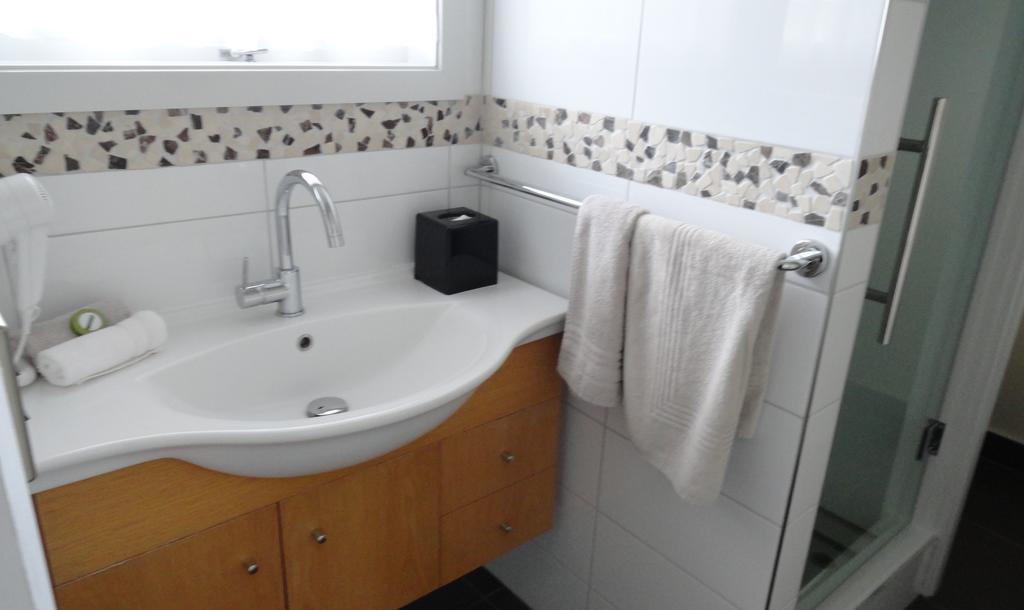 Aarburg Airport Motel Крайстчърч Стая снимка