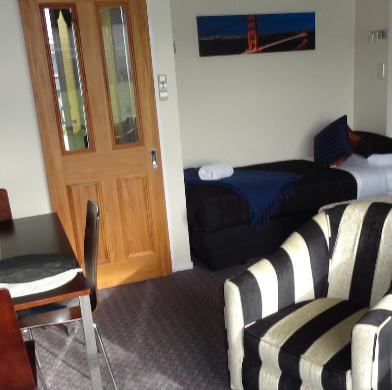 Aarburg Airport Motel Крайстчърч Стая снимка