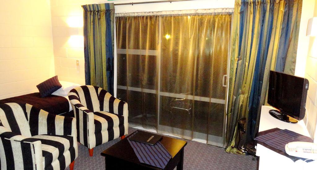 Aarburg Airport Motel Крайстчърч Стая снимка