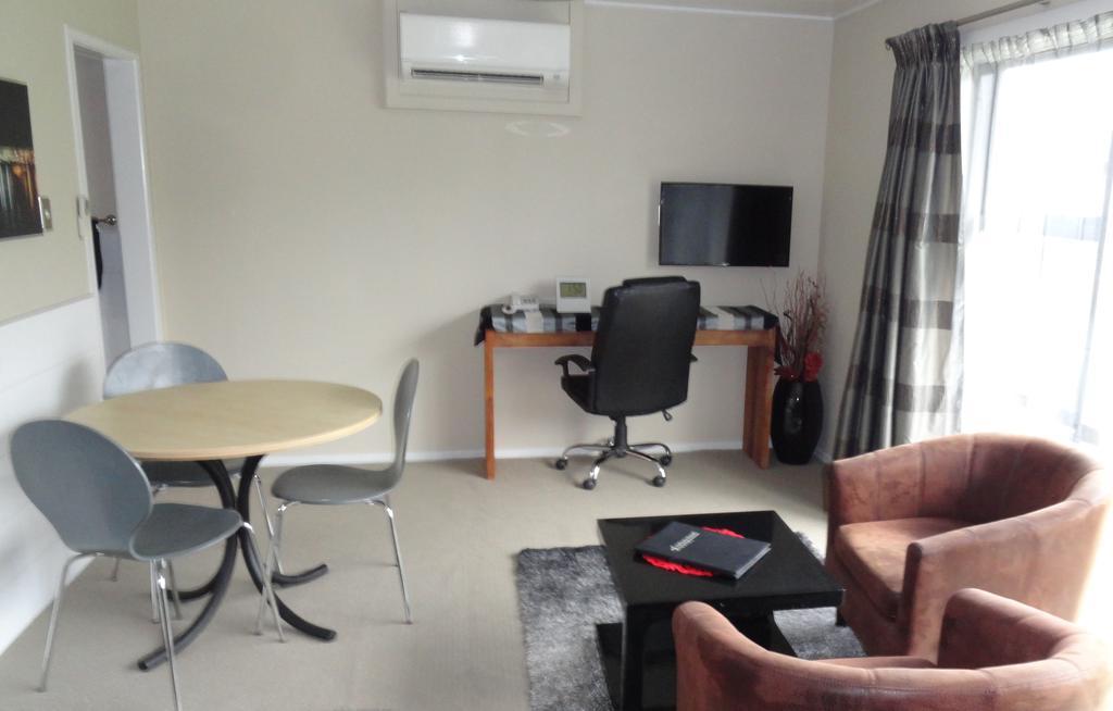 Aarburg Airport Motel Крайстчърч Екстериор снимка